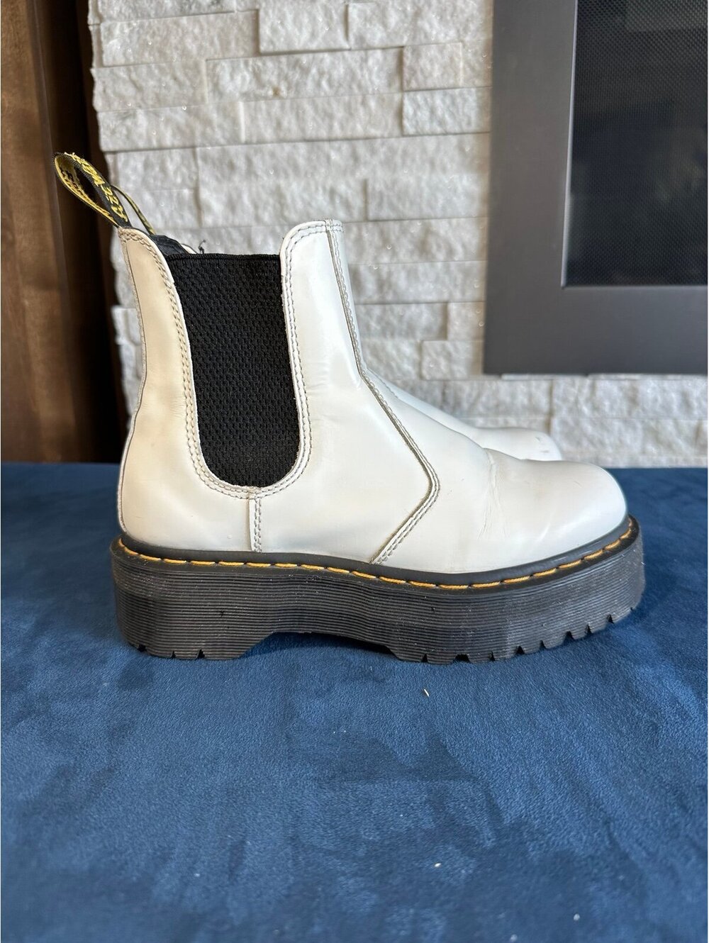 Dr. Martens 2976 Quad White Leather Platform Chelsea Boots Women’s US 7